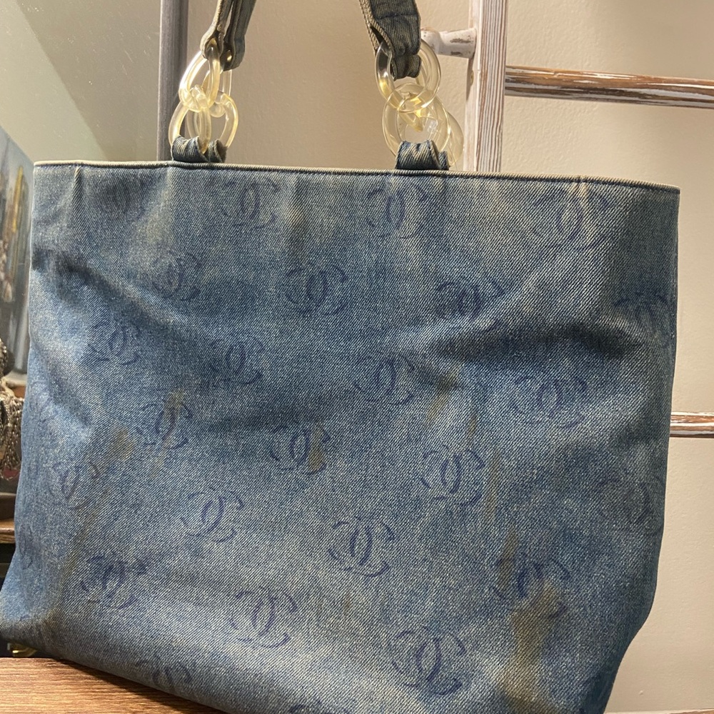 Authentic Chanel faded blue denim ‘02 cruise line large hand shoulder tote bag
